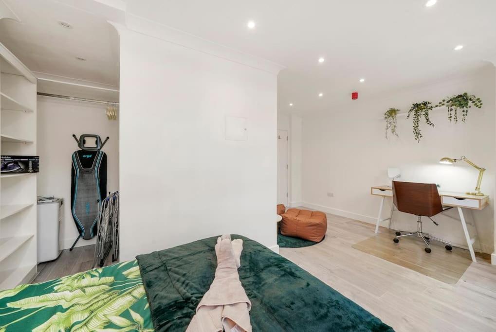 Modern 2 Bedroom Apartment In The Heart Of London Eksteriør billede