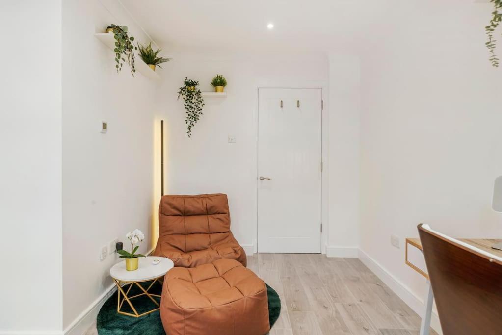 Modern 2 Bedroom Apartment In The Heart Of London Eksteriør billede