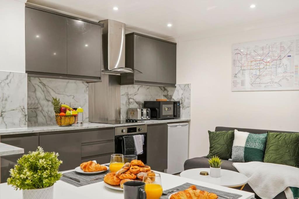 Modern 2 Bedroom Apartment In The Heart Of London Eksteriør billede